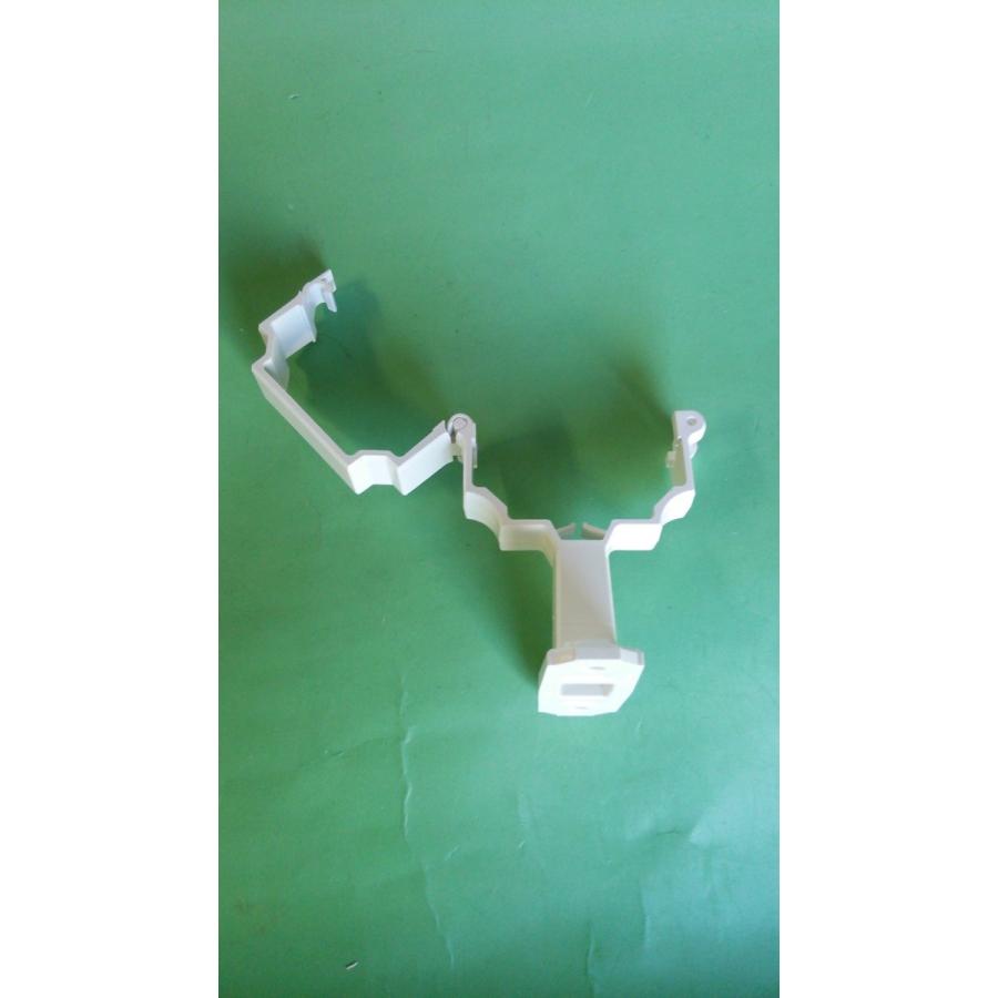 パッチン控　たてといＳ３０　Ｓ３０　Ｔ足（プラスチック）　Ｌ＝４５　ミルクホワイト　パナソニック　雨樋　ＫＢＰ８０６６２ | Panasonic | 02