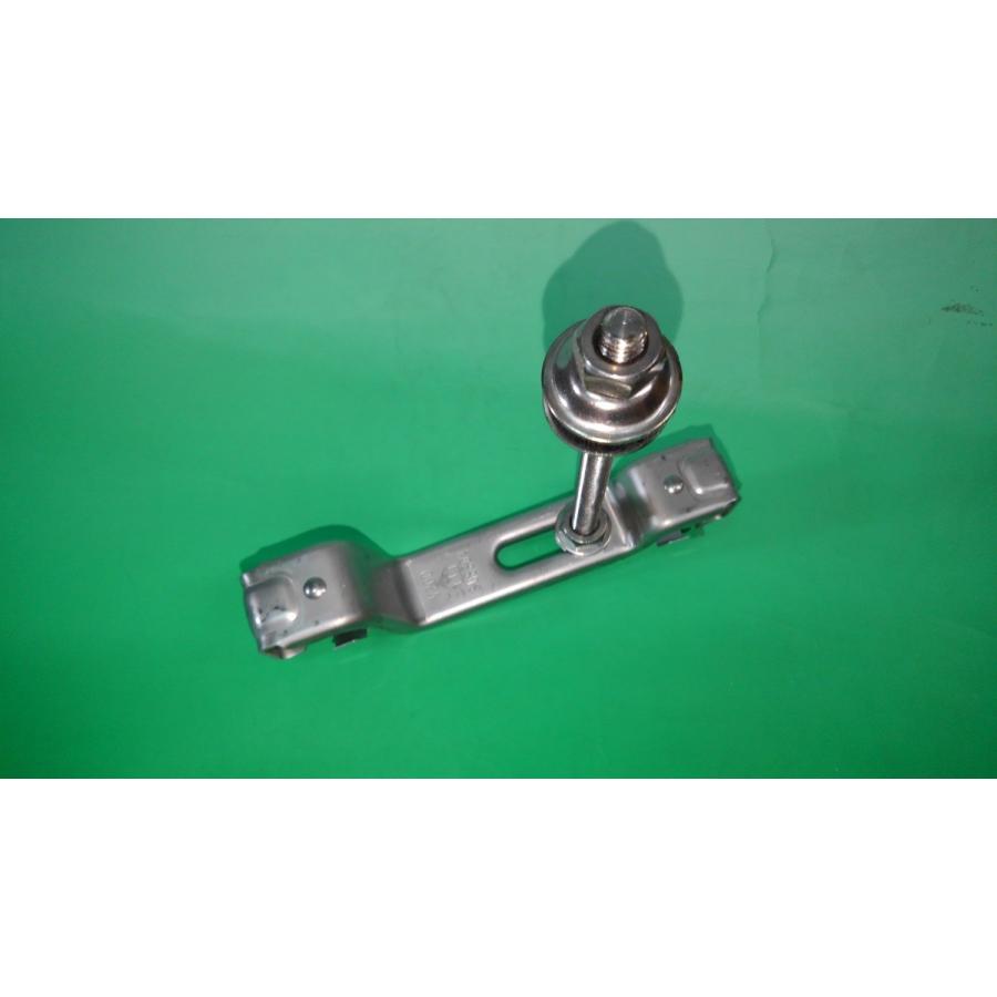 大型角樋超芯V型 V200 ステンレス製品 吊金具 L＝150