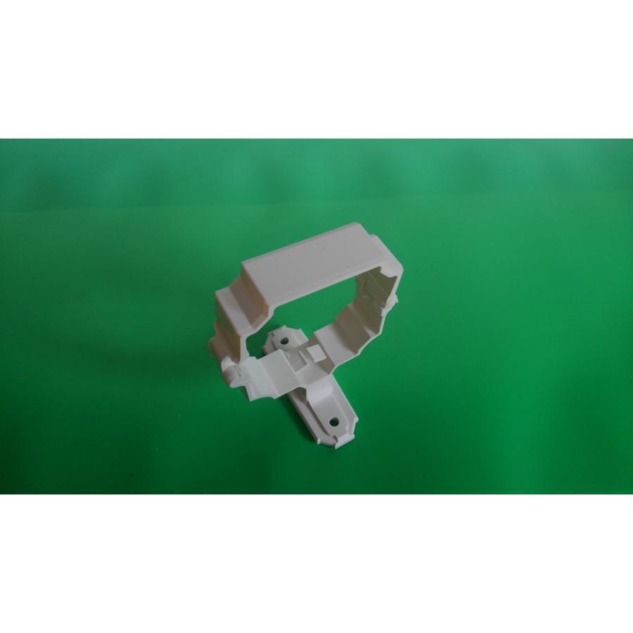 S３０　パッチン控　Ｔ足（プラスチック）　Ｌ＝３０　ＫＢＰ８０６６１　ミルクホワイト　 | Panasonic | 01