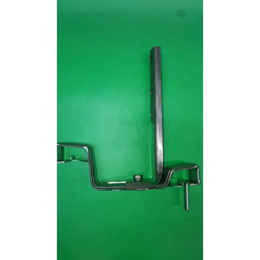 大型角樋超芯V型 V200 ステンレス製金具 象鼻（吊）L＝175