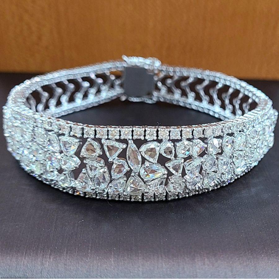 人気デザイナー 天然 レディース ダイヤモンド ブレスレット【鑑別書付