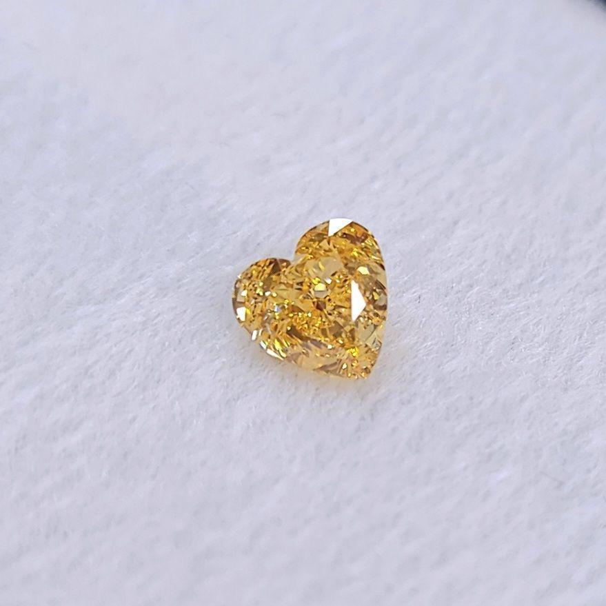 GIA 鑑定書付 最高級! 0.5ct イエロー オレンジ ダイヤモンド GIA 鑑定書付 最高級! 0.5ct イエロー オレンジ ダイヤモンド