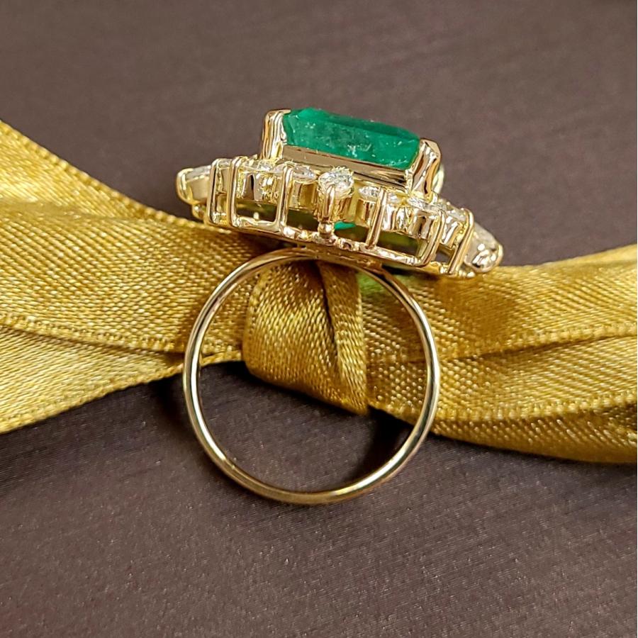 高品質!コロンビア産 エメラルド 11ct ダイヤモンド K18 yg 高品質!コロンビア産 エメラルド 11ct ダイヤモンド K18 yg