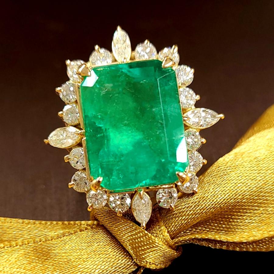高品質!コロンビア産 エメラルド 11ct ダイヤモンド K18 yg 高品質!コロンビア産 エメラルド 11ct ダイヤモンド K18 yg