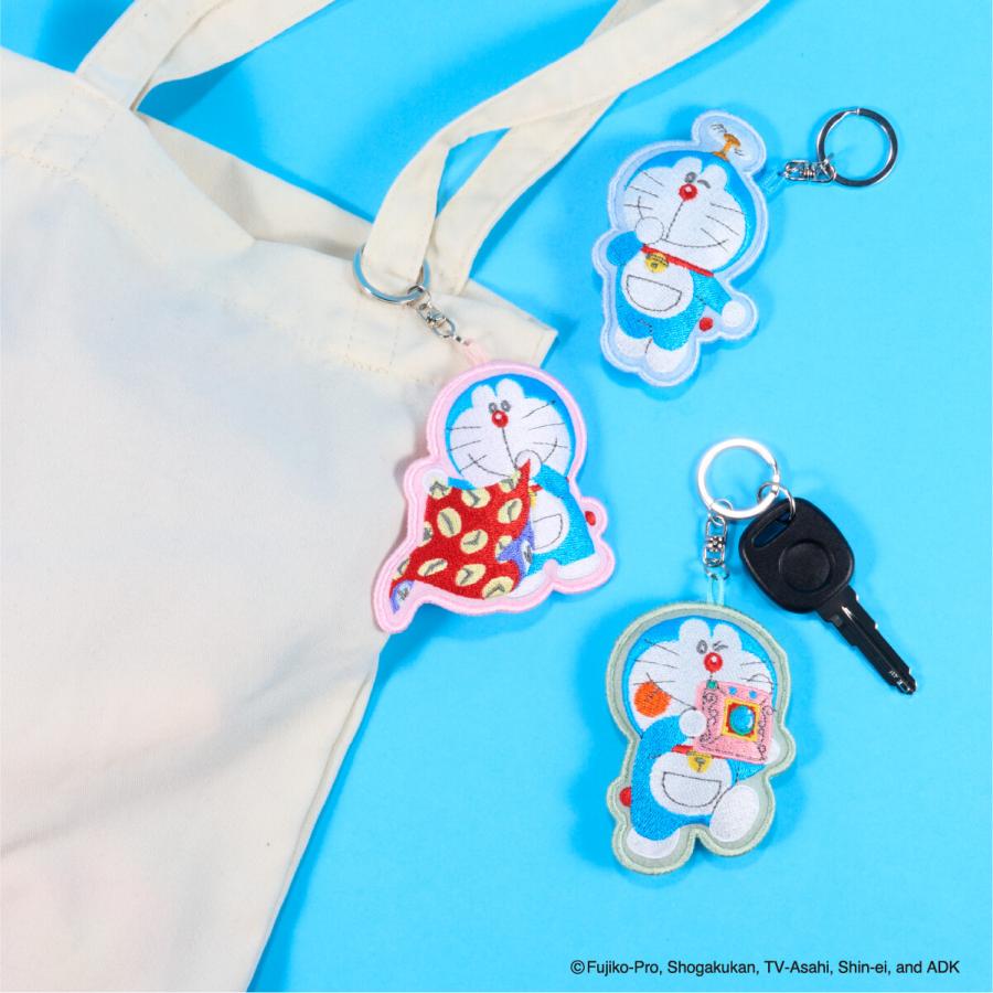 ドラえもん グッズ 刺繍マスコットキーチェーン Doraemon ふっくら立体