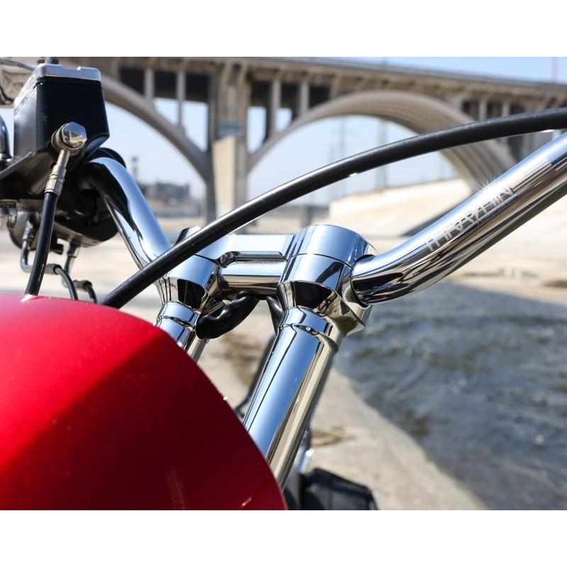 Harley Davidson HOLESHOT ストレートライザー クローム：高さ4インチ 