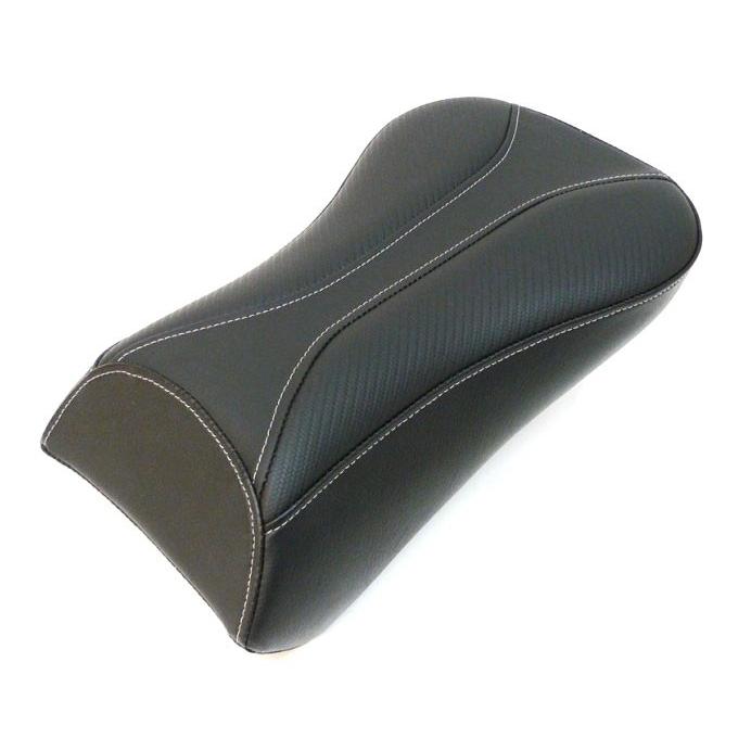 DOMINATOR ピリオンパッド：2006〜10年FXST、2007〜17年FLSTF