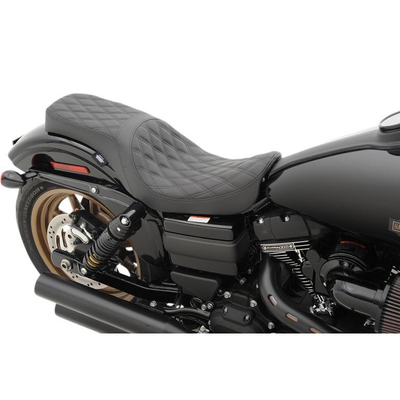 08030541】 PREDATOR 2-UP シート ダイヤモンドステッチ 2006〜17年