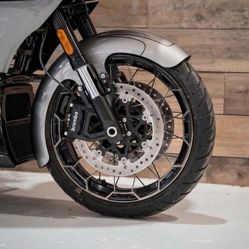 ハーレーFLTRXSTフロントフェンダー Harley Davidson（ハーレー・ダビッドソン） WRAPPER フロント