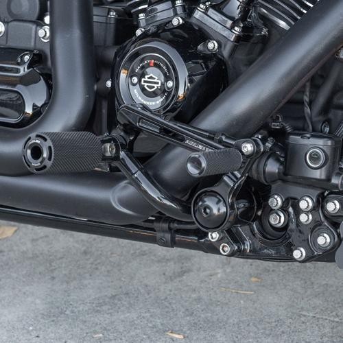 BAGGER ミッドコントロールキット クローム 2023年以降FLHXSE、FLTRXSE、2024年以降FLHX、FLTRX、FLTRXSTSE、2025年以降FLHXU_6