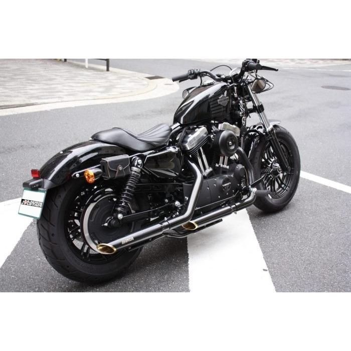 MOTOR STAGE スリップオンマフラー ベビーブラス63スラッシュ 2014〜16年スポーツスターの画像