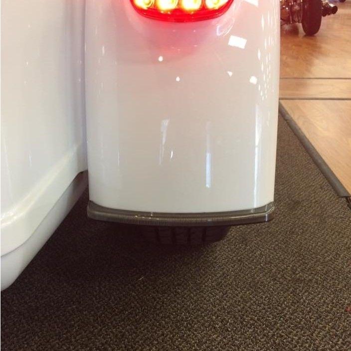 LED LOW-PROFILE FENDERライト:2009〜19年FLHTCUTG/スモークレンズの画像