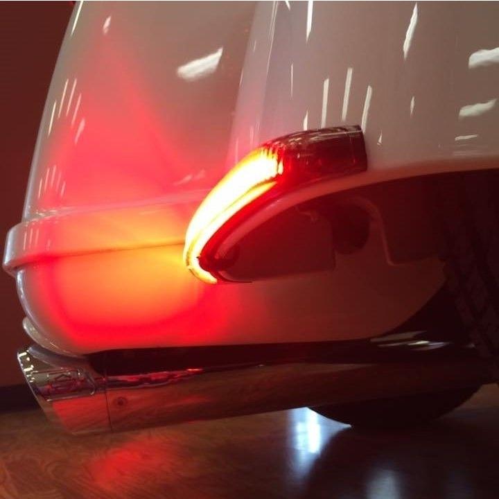 LED LOW-PROFILE FENDERライト:2009〜19年FLHTCUTG/スモークレンズの画像