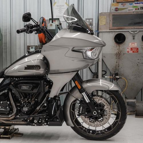 PRO-TOURING FLARE ウインドシールド 13.5インチ　ダークスモーク　2023年以降FLTR