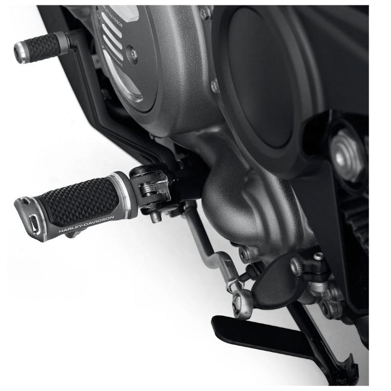 Harley Davidson Adversary フットペグ グラファイト：2022年