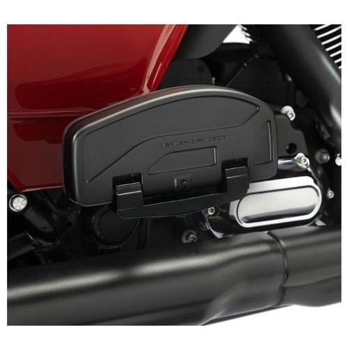 Harley Davidson コンチョ パッセンジャーフットボードカバー送込 CARBIDE パッセンジャーフットボードキット：ブラック Harley Davidson