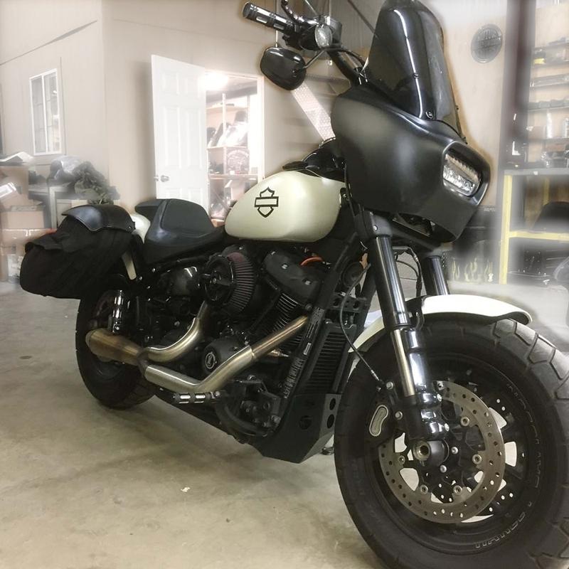 Harley Davidson（ハーレー・ダビッドソン） FXDXT フェアリングキット