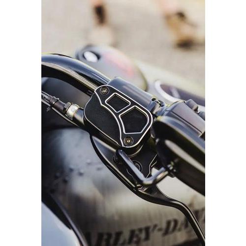 RACING ブレーキ＆クラッチ マスターシリンダーカバー 2017〜20年FLHT/FLHR/FLHX/FLTRX/FLTRUモデル、2019〜20年FLHTCUTG、FLRT