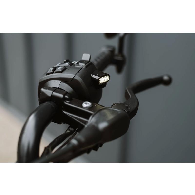 フロントLED ターンシグナル DRLランニングライト付き:2021年以降RH1250S_1