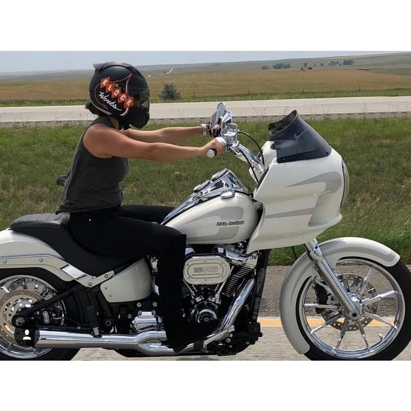 Harley-Davidson 8インチライザー Harley Davidson ISOLATED ライザー：ブラック/8インチ