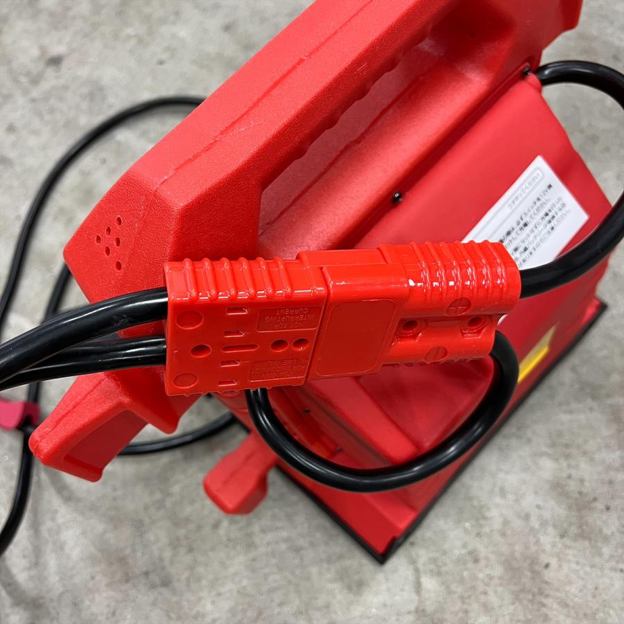 新型ジャンプスターター パワーブースター 12V 24V 両用 エンジン