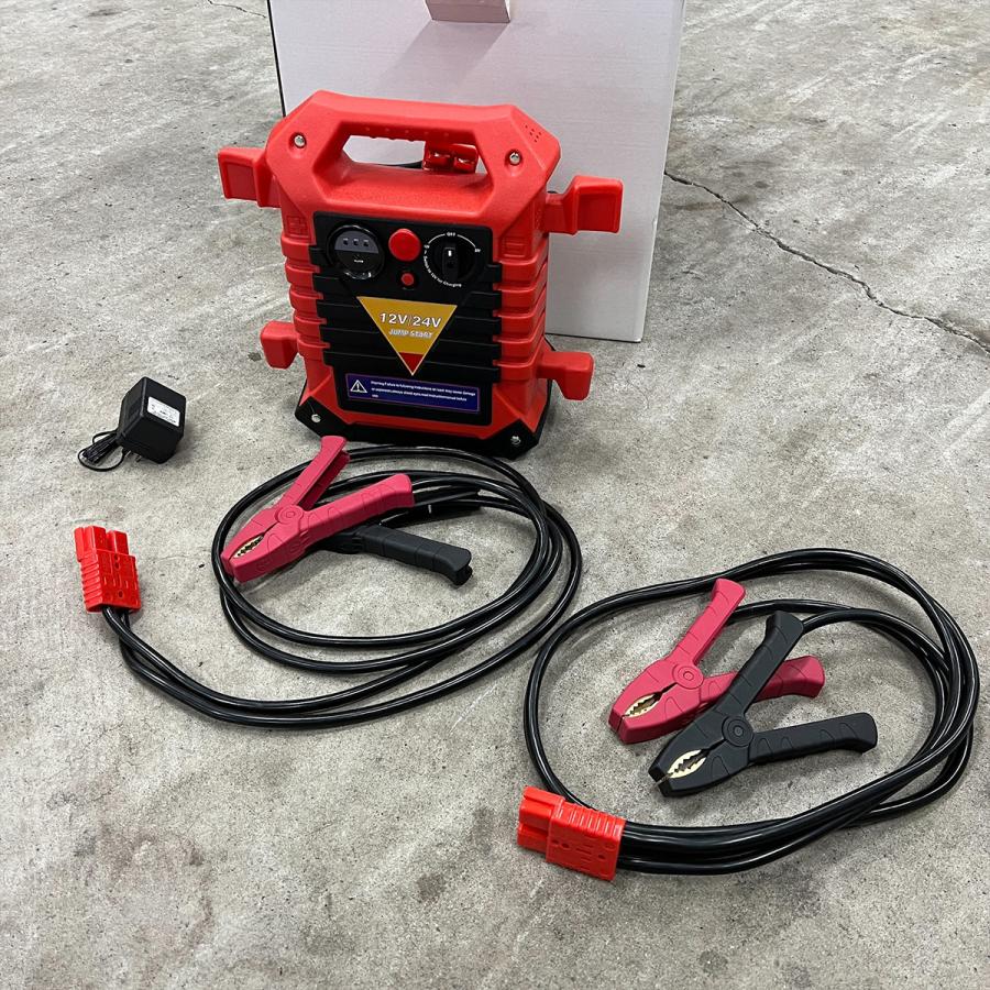 新型ジャンプスターター パワーブースター 12V 24V 両用 エンジン