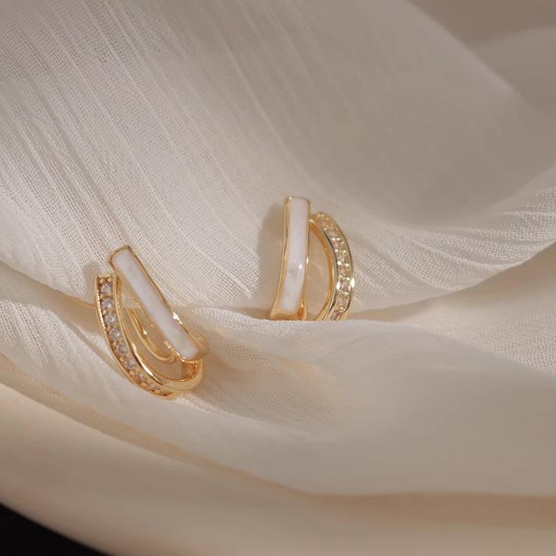 イヤリング 痛くない 40代 50代 ジルコニア ノンホールピアス ピアス見え ゴールド クリップ シリコンカバー 30代 レディース |  | 05