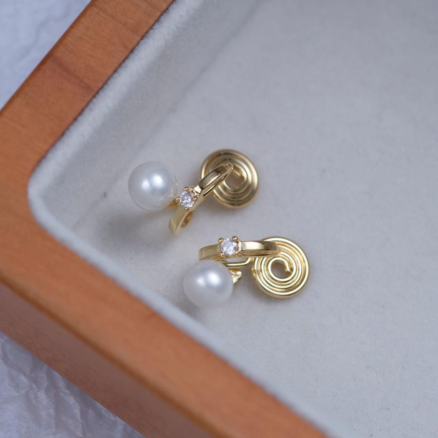 イヤリング 痛くない 40代 50代 フープ ジルコニア パール 真珠 ノンホールピアス ゴールド クリップ シリコンカバー 30代 レディース |  | 04