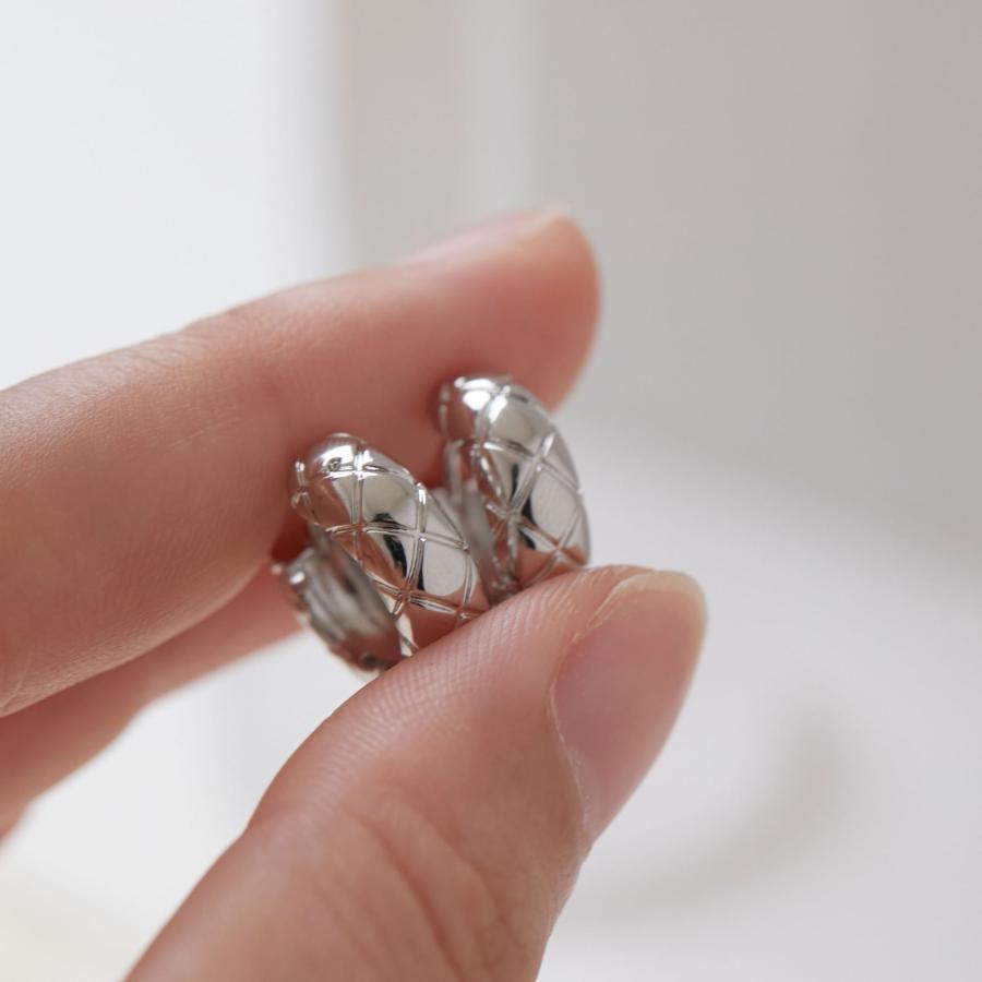 イヤリング 痛くない 40代 50代 フープ ノンホール ピアス見え ゴールド シルバー クリップ シリコンカバー 30代 レディース メンズ |  | 04