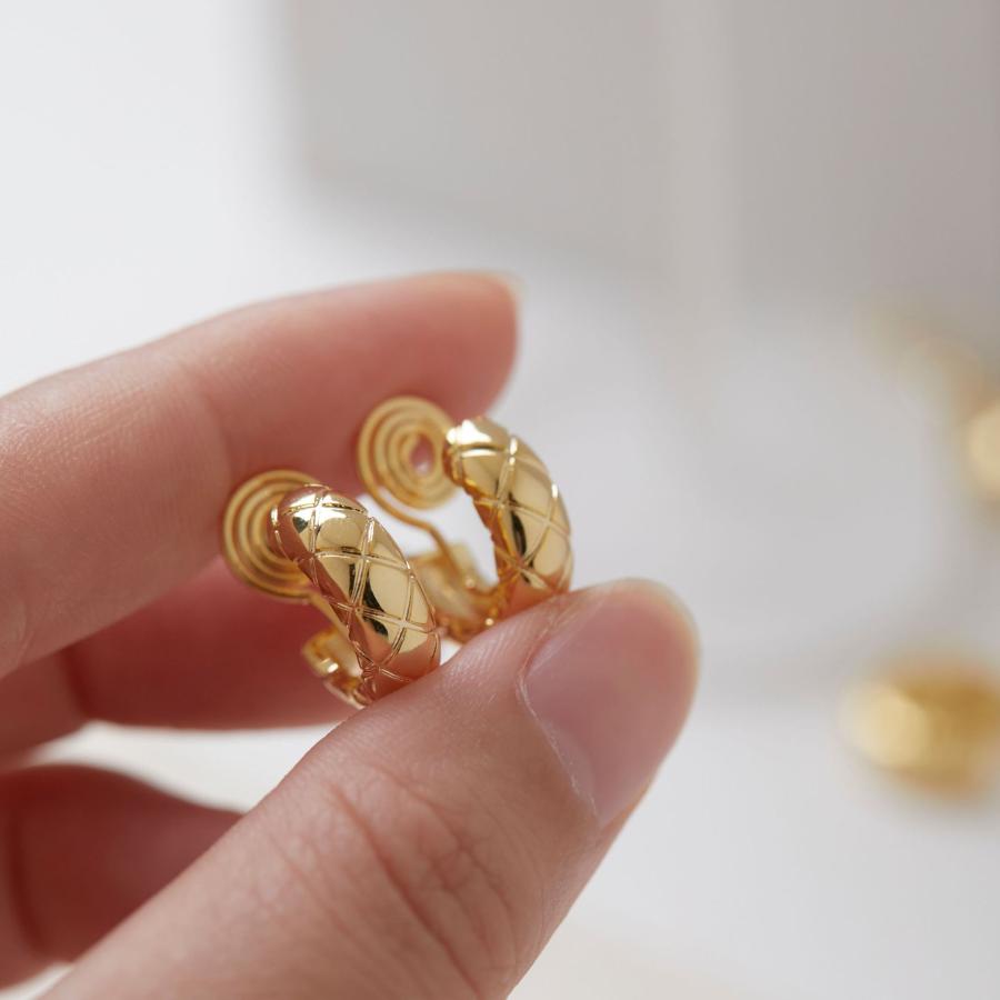 イヤリング 痛くない 40代 50代 フープ ノンホール ピアス見え ゴールド シルバー クリップ シリコンカバー 30代 レディース メンズ |  | 03