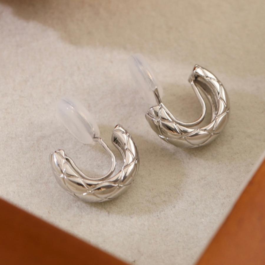 イヤリング 痛くない 40代 50代 フープ ノンホール ピアス見え ゴールド シルバー クリップ シリコンカバー 30代 レディース メンズ |  | 11