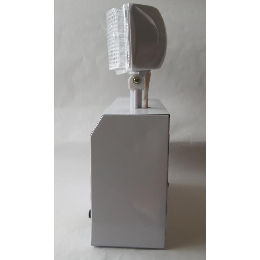 自動緊急停電照明灯 |  | 02