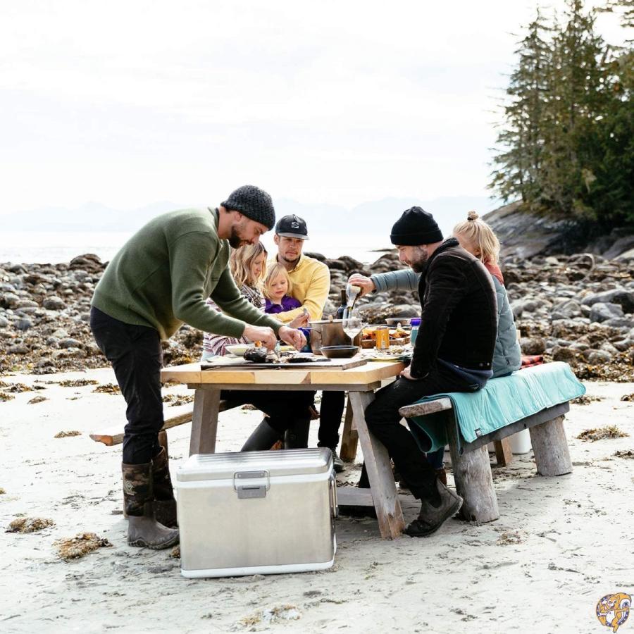 【国産】 YETI (イエティ) Vシリーズ55 ステンレススチール 真空保温 ハードクーラー ボックス 【HOV2569816486】(89692円)