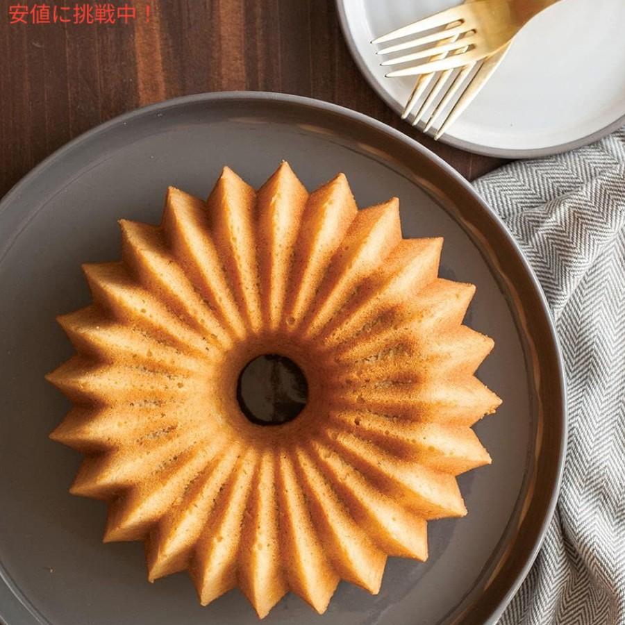 ★ノルディックウェア フローラルバンドパン 新品　NORDIC WARE Wildflower Loaf and Bundt® Cleaning Tool Set | Cast Aluminum
