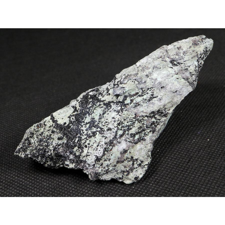自主採掘！メラナイト ガーネット 灰鉄柘榴石 原石 144,2g AND038 鉱物 