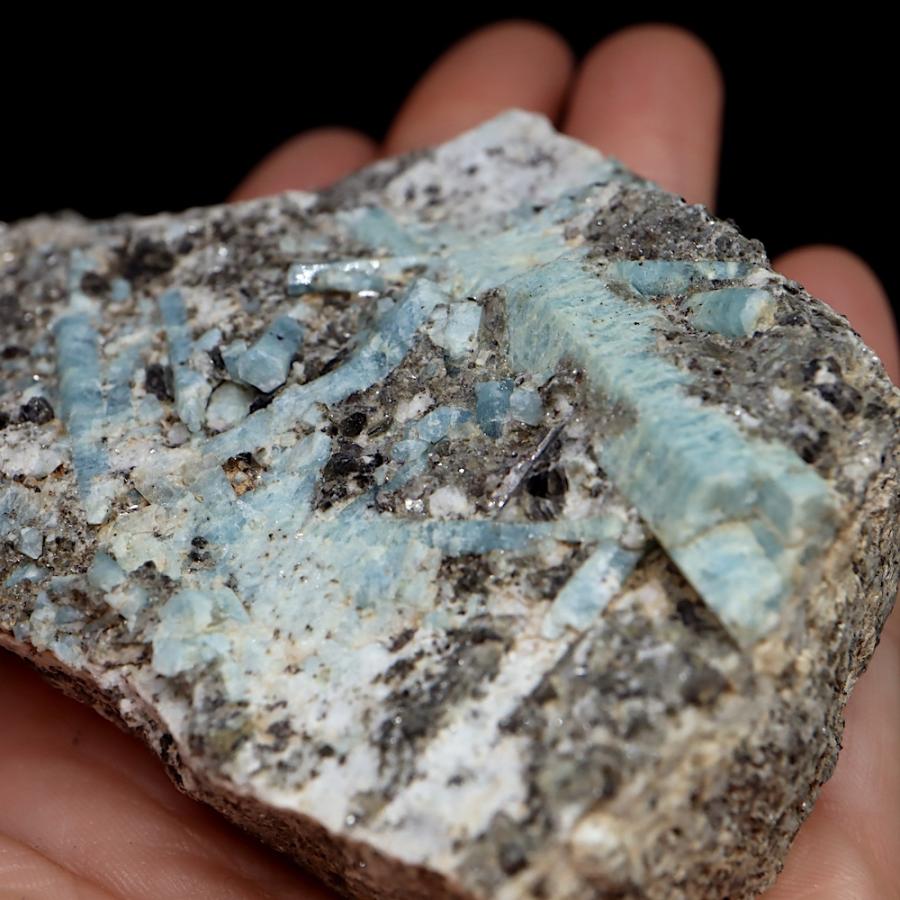 SALE※ 3鉱物共生！アクアマリン トルマリン クォーツ！ 52,8g 原石