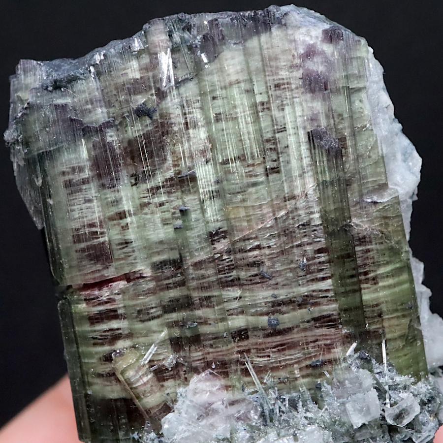 ジャンボ結晶！ トルマリン 電気石 292.8g T693 鉱物 天然石