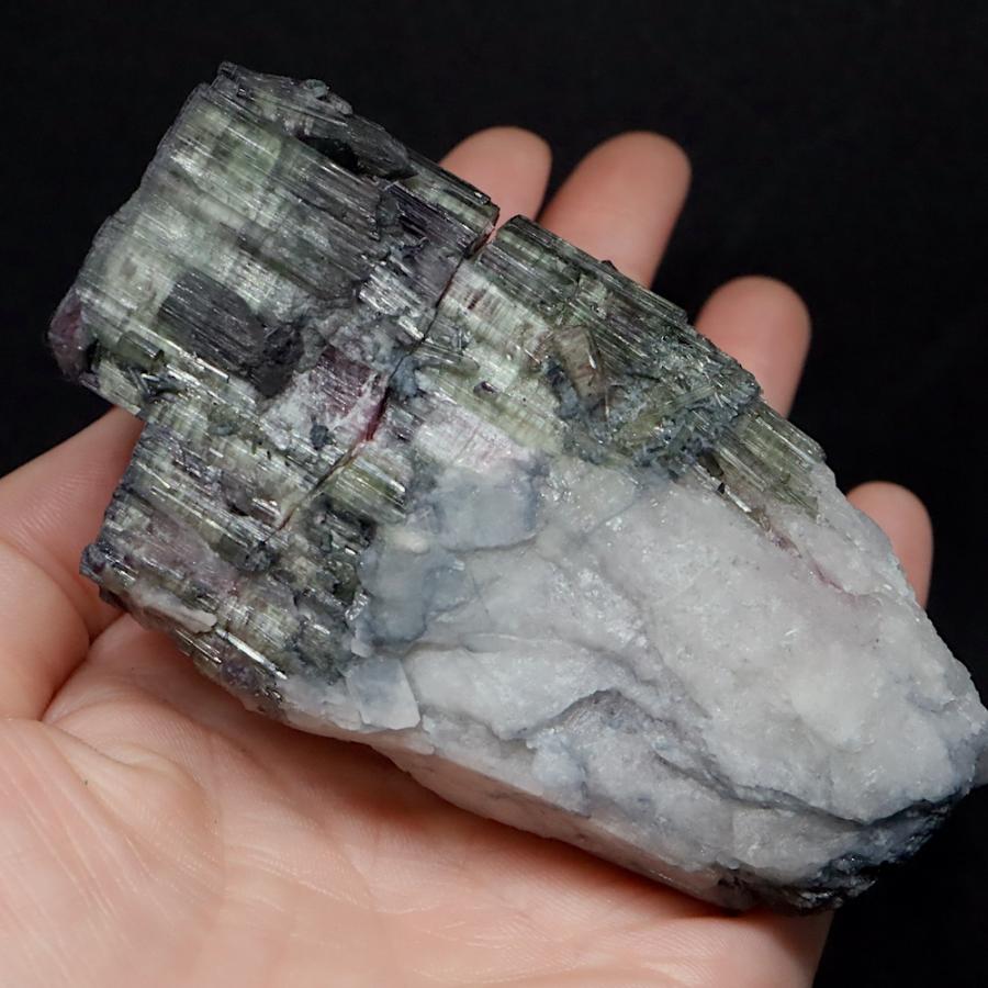 ジャンボ結晶！ トルマリン 電気石 292.8g T693 鉱物 天然石