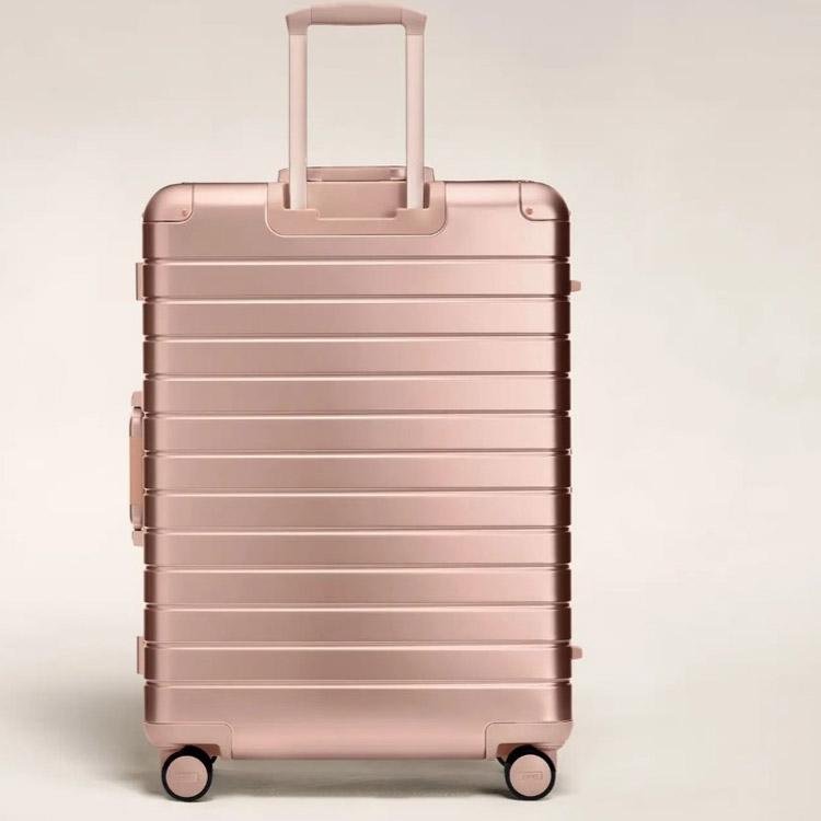 AWAY スーツケース The Large Aluminum Edition 大容量 アウェイ アルミニウム製 ROSE GOLD