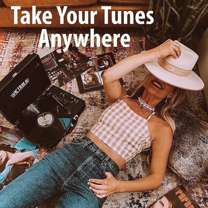 Victrola ビンテージ 3速 Bluetooth ポータブル スーツケース レコードプレーヤー 白 送料無料 Bluetooth Victrola ビンテージ 3速 ポータブル スーツケース レコードプレーヤー VSC 550BT