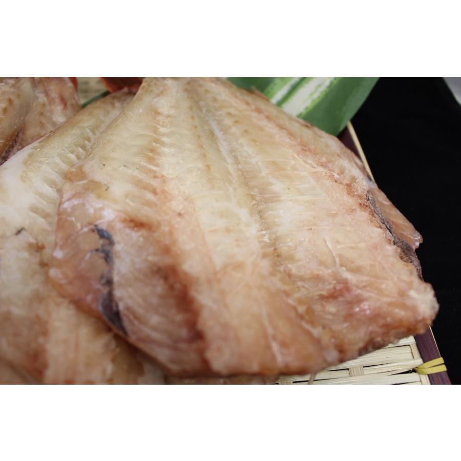 赤魚開き 干物 4枚入 一枚約250ｇ アラスカ産 アコウダイ メヌケ アコウ 送ｐ160 ２個迄同一送料 Akauo4mai アメ横海産物の丸茂商店ヤフー店 通販 Yahoo ショッピング
