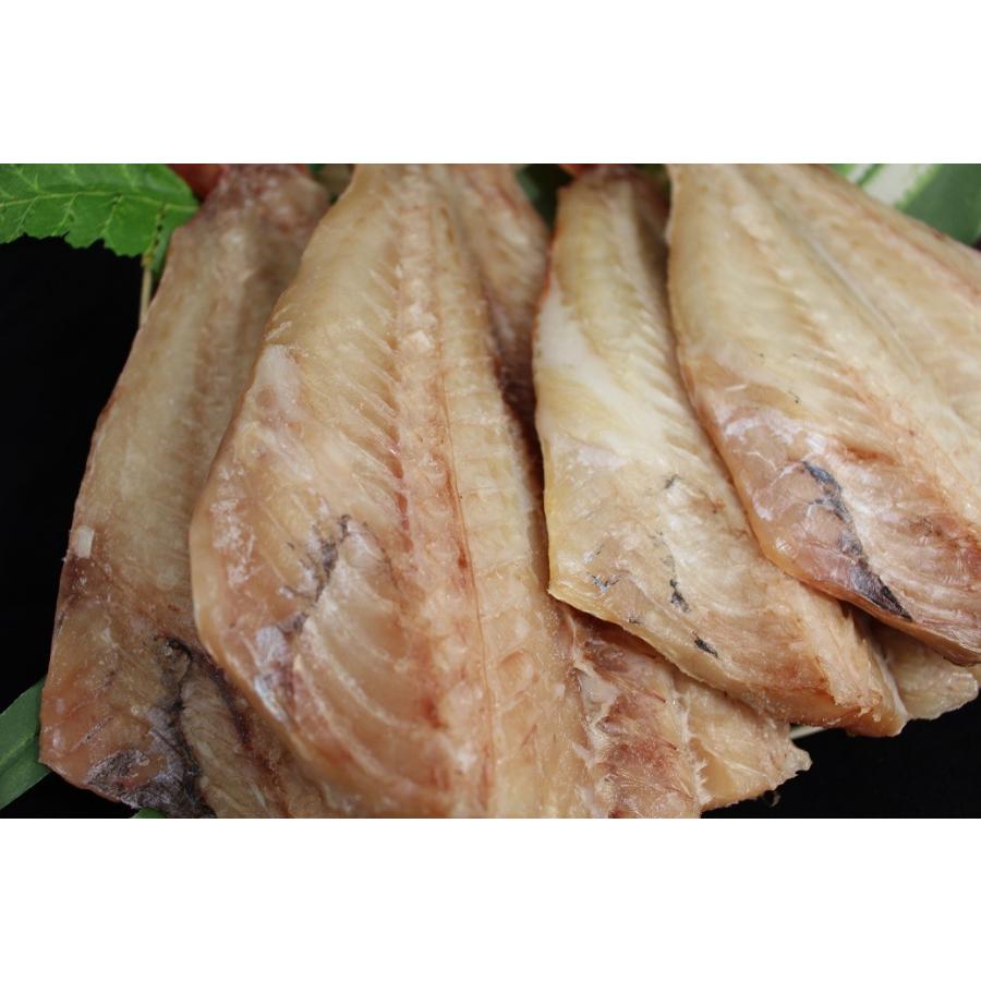 赤魚開き 干物 4枚入 一枚約250ｇ アラスカ産 アコウダイ メヌケ アコウ 送ｐ160 ２個迄同一送料 Akauo4mai アメ横海産物の丸茂商店ヤフー店 通販 Yahoo ショッピング