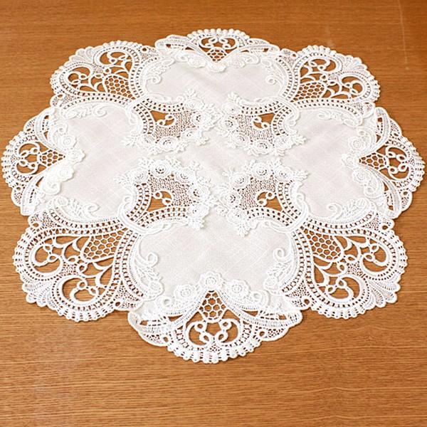 テーブルセンター 約45cm  White Motif ギュピールレース｜ami-brugge