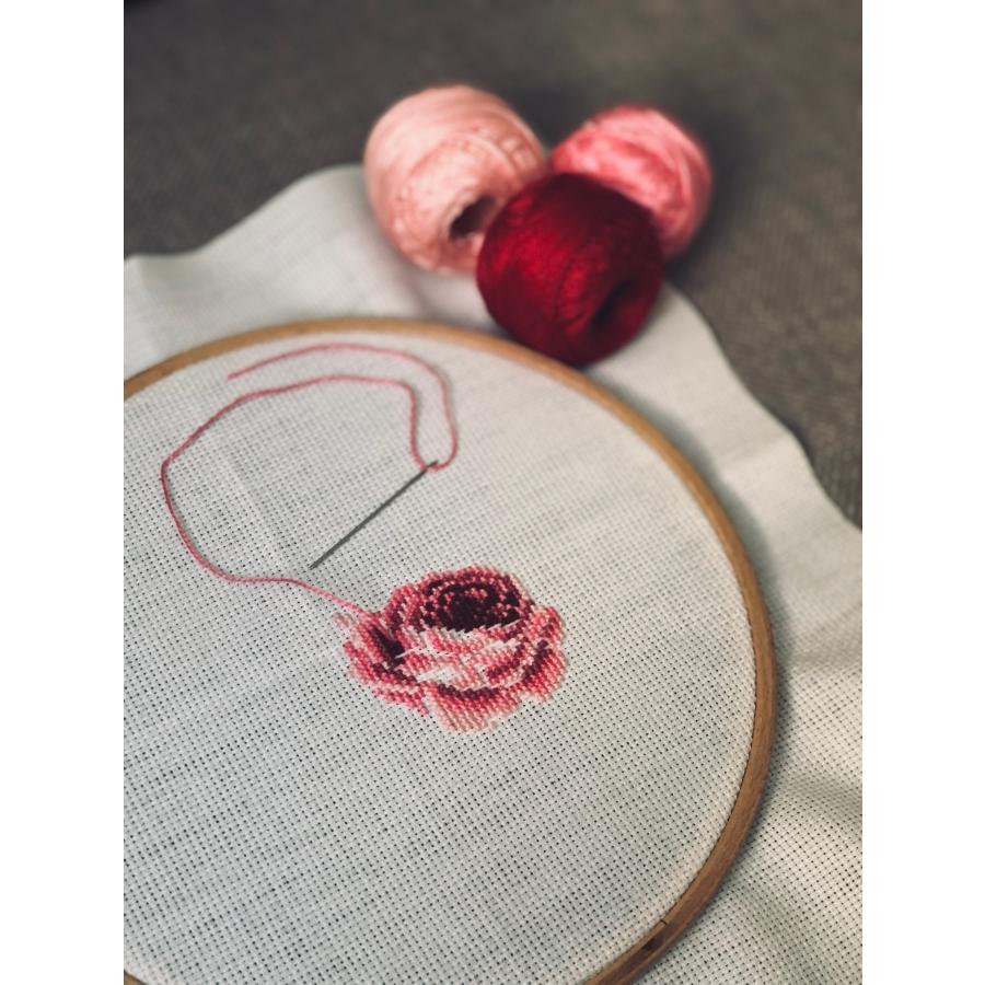 刺繍糸 セット 108色＋金銀糸 収納  図案 刺繍キット 初心者 刺繍枠 糸巻き 糸通し 糸切りばさみ （25番/8m/6本綴り） 刺しゅう糸 ししゅう糸 |  | 08