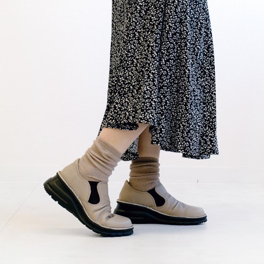 カジュアルタウンシューズ Dola A.S.W (ドラ) エルフ 0043