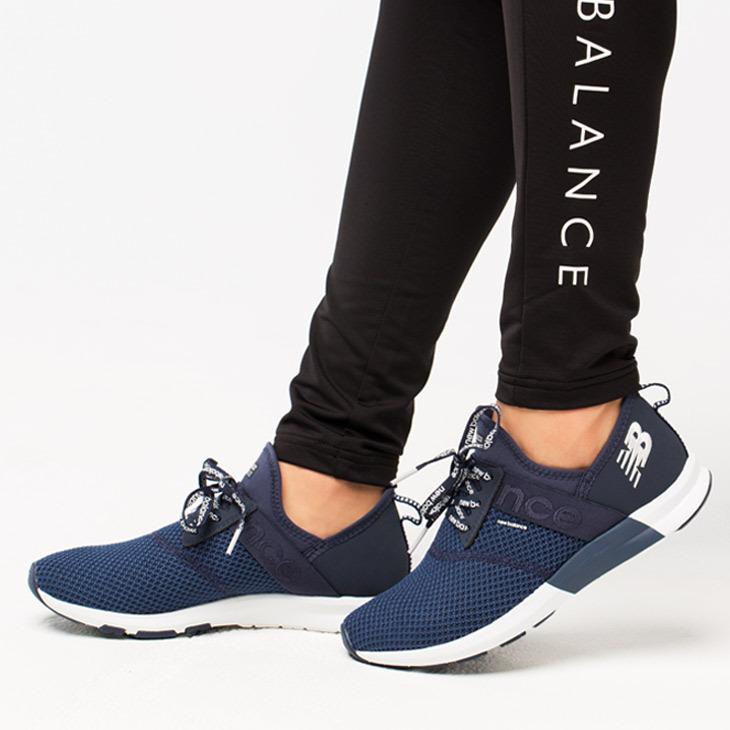 New Balance ニューバランス スニーカー レディース FUEL CORE New Balance ニューバランス スニーカー レディース FUEL CORE