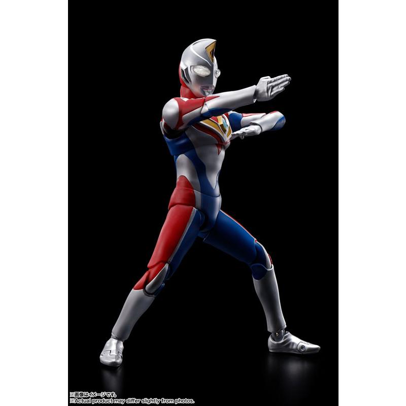 S.H.Figuarts(真骨彫製法) ウルトラマンダイナ フラッシュタイプ 
