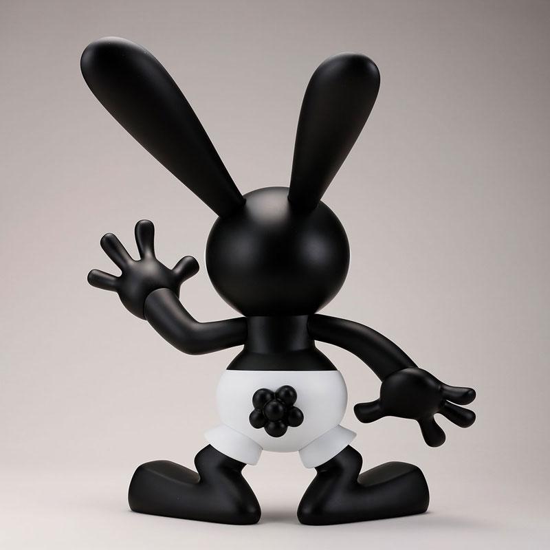 100個限定品　ディズニー　オズワルド　ビッグソフビフィギュア　モノトーンカラー 楽天市場】Disney100 オズワルド・ザ・ラッキー・ラビット