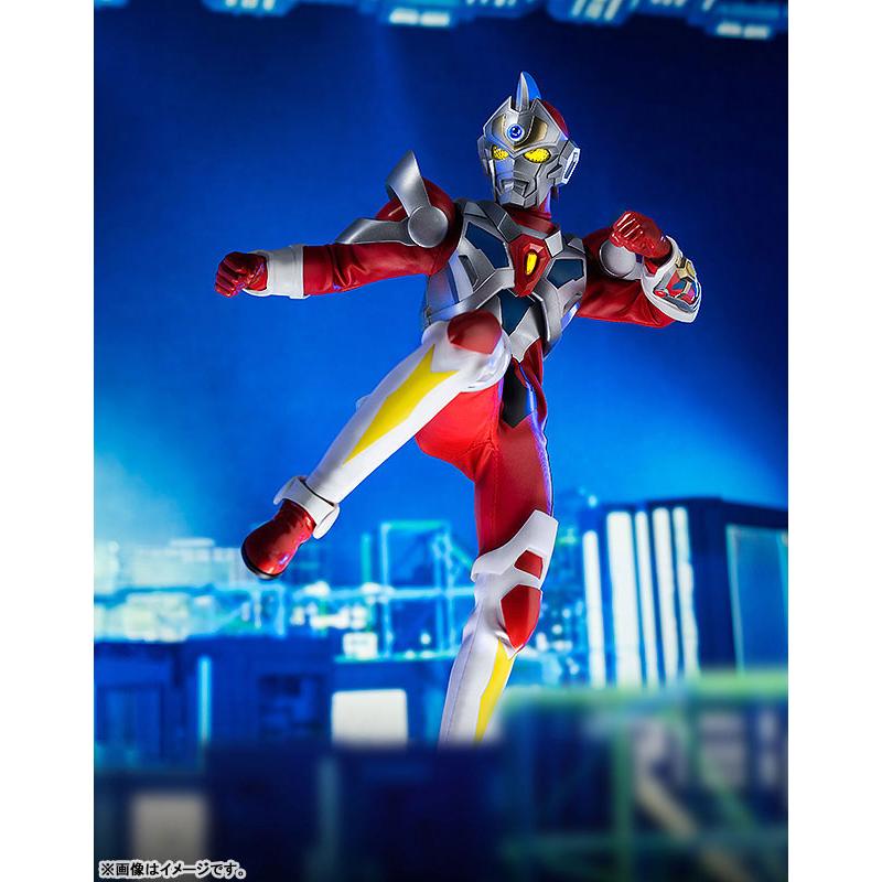 フィグゼロ 電光超人グリッドマン スリーゼロ　可動フィギュア 電光超人グリッドマンフィグゼロ 電光超人グリッドマン