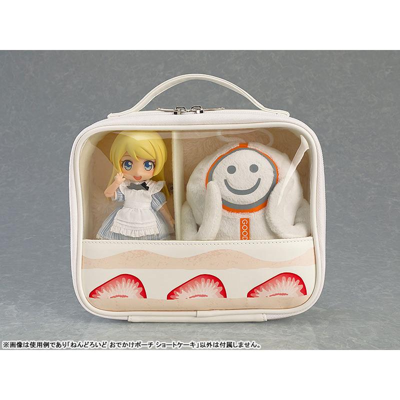 ねんどろいどのおでかけポーチにブラックとショートケーキが